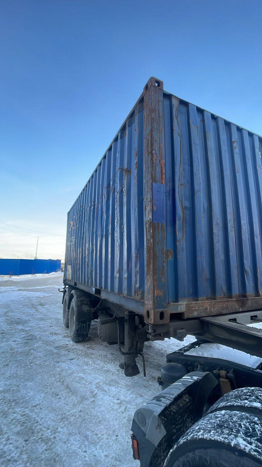 Морской контейнер XINU1435354